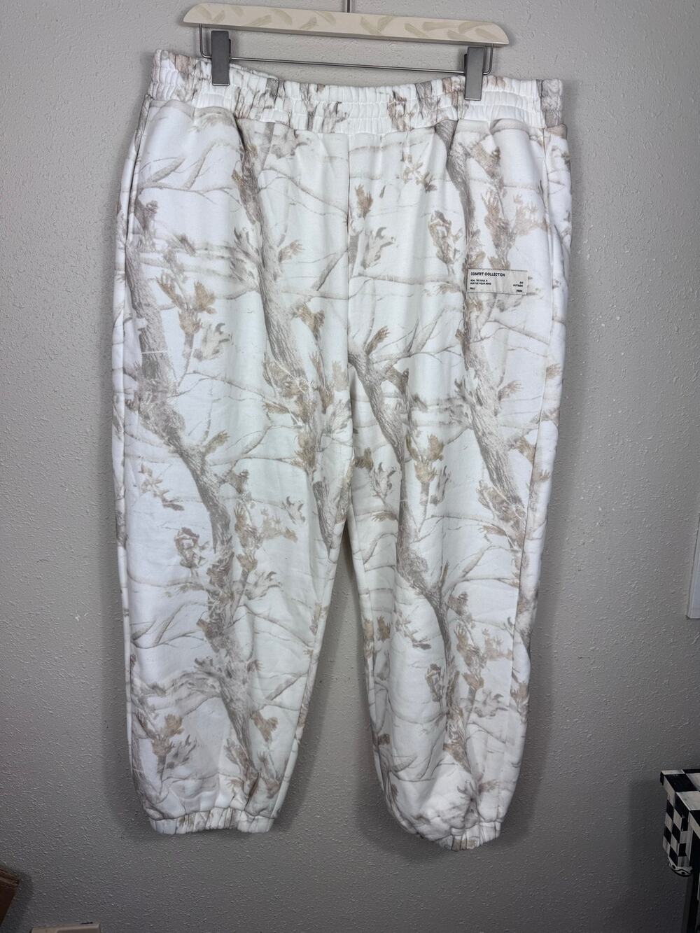 Comfrt The Camo Sweatpants Size 3XL